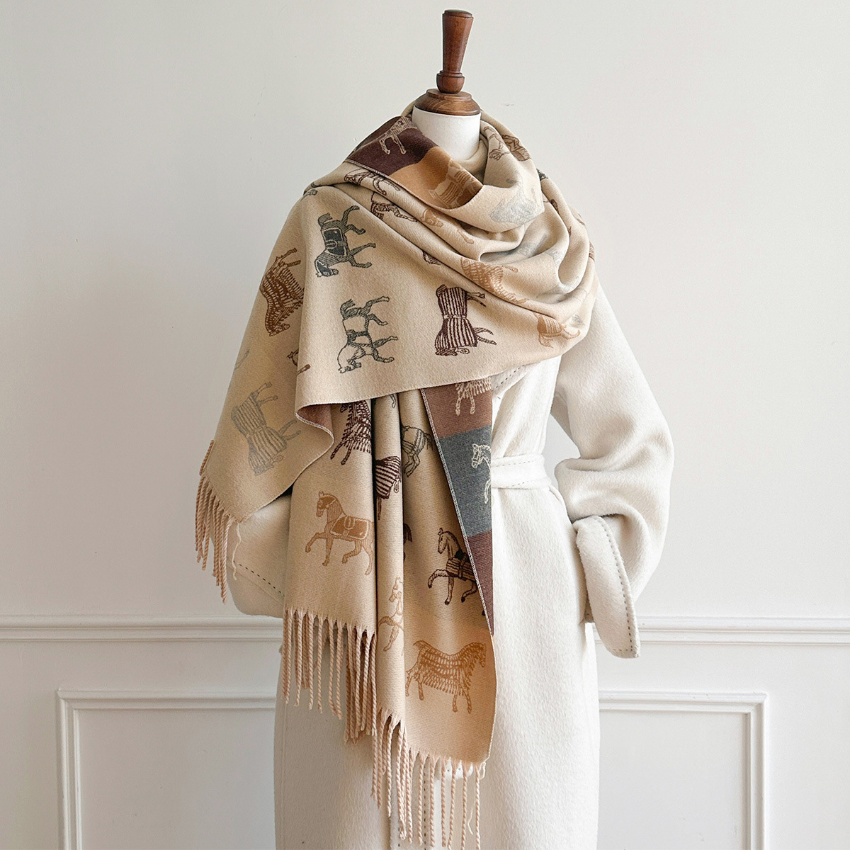 Zimowy szal damski, luksusowy  – Woven Scarf Blanket recenzja i cena
