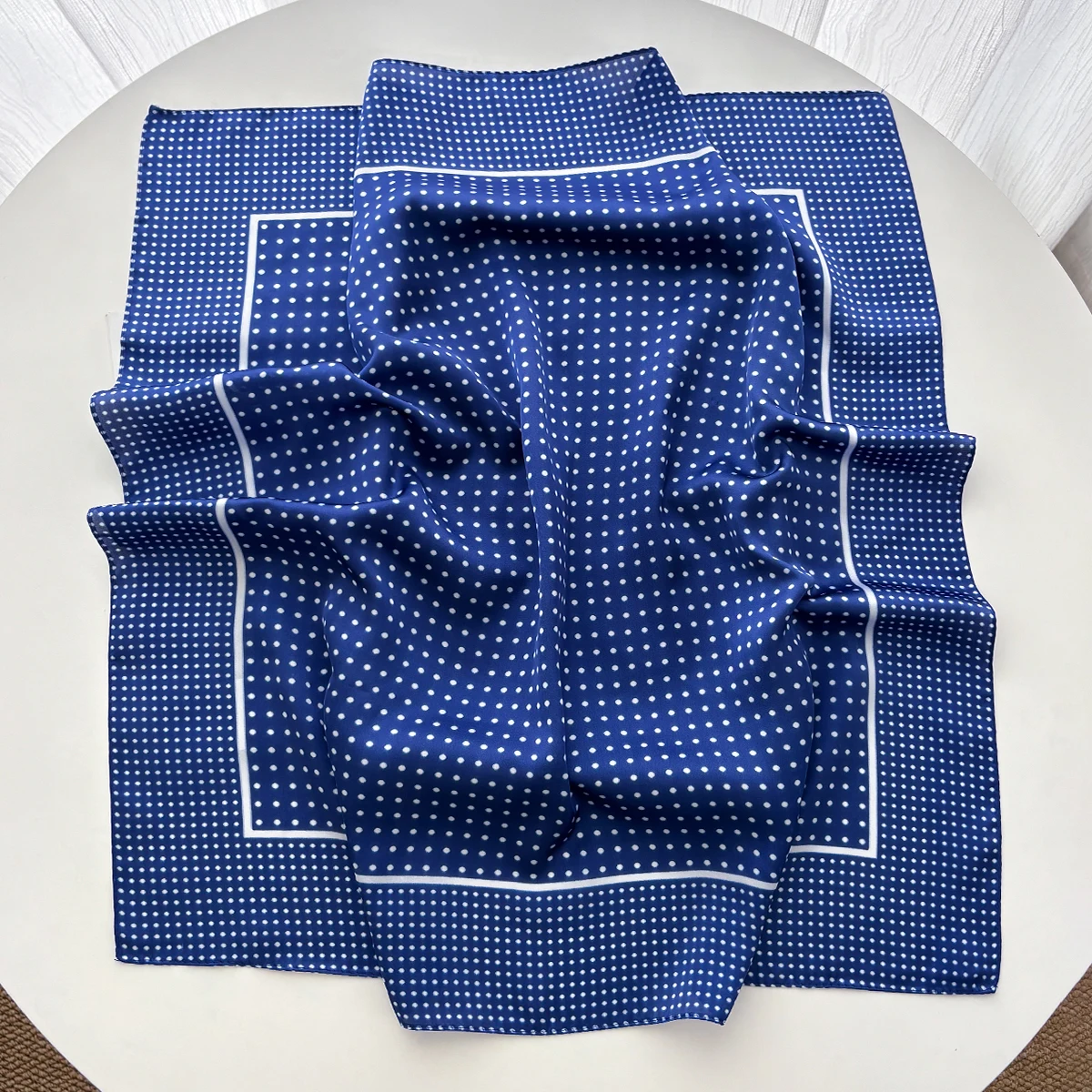 Damska elegancka miękka satyno – Scarf Silk Square recenzja i cena