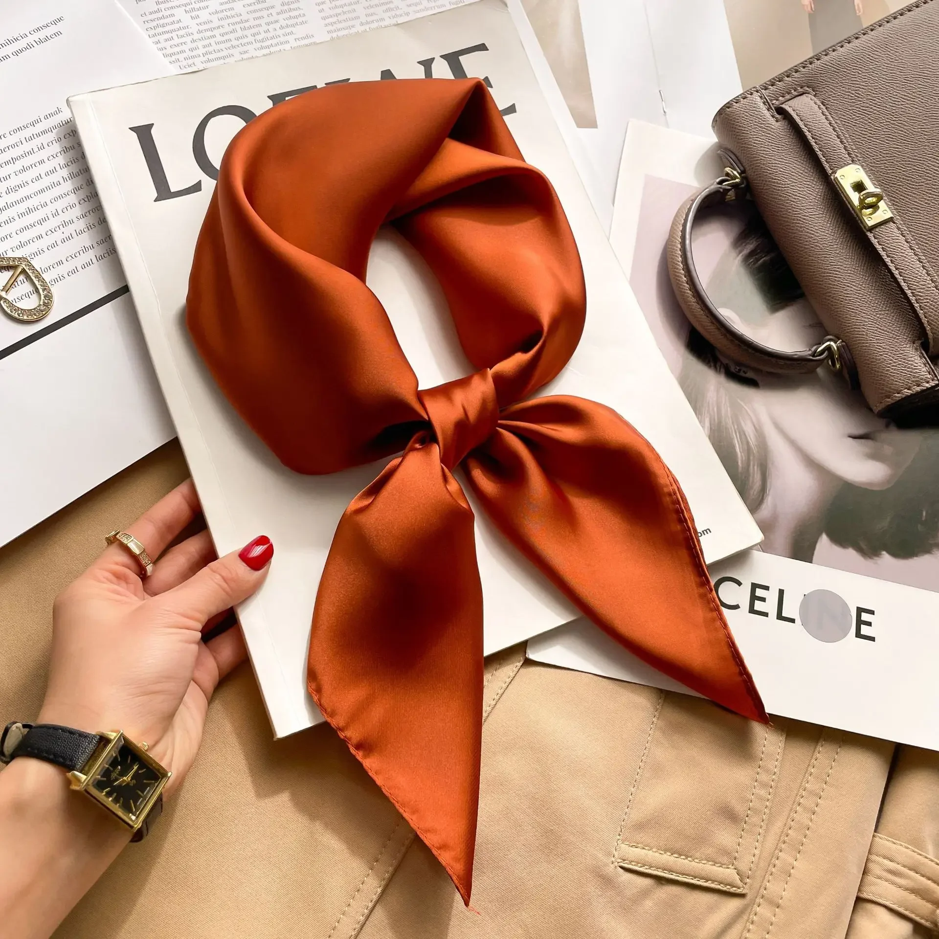 70cm Jednokolorowa Apaszka Hid – Scarf Silk Square recenzja i cena