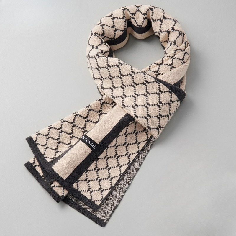Luksusowa marka, zimowy szal z – Muffler Men Wool recenzja i cena